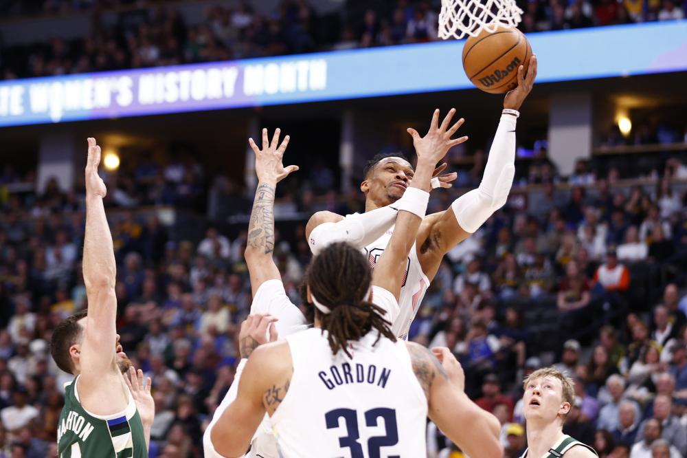 郭艾伦的成 郭艾伦的成