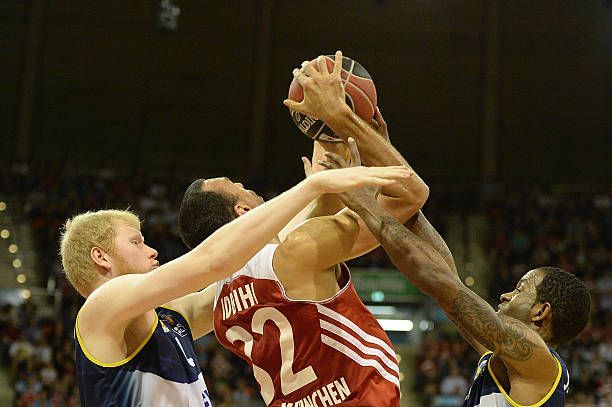 家通过赞助 家通过赞助